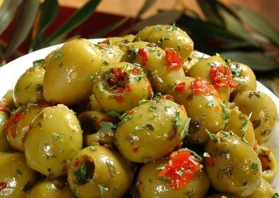 Typisch Spaans erg lekkere tapa gemarineerde olijven erg lekker als tussendoortje